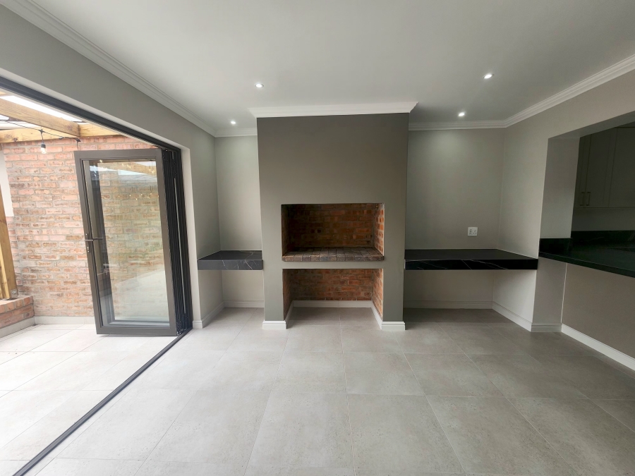 3 Bedroom Property for Sale in Hartenbos Central Western Cape